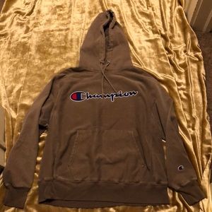 Comfy Cozy Vintage Champion Hoodie..🌪🌪